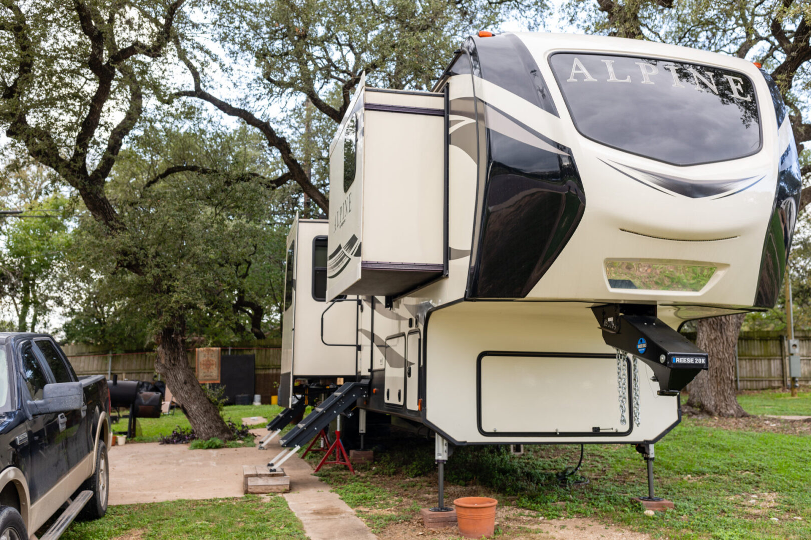 Alpine Keystone RV Montana High